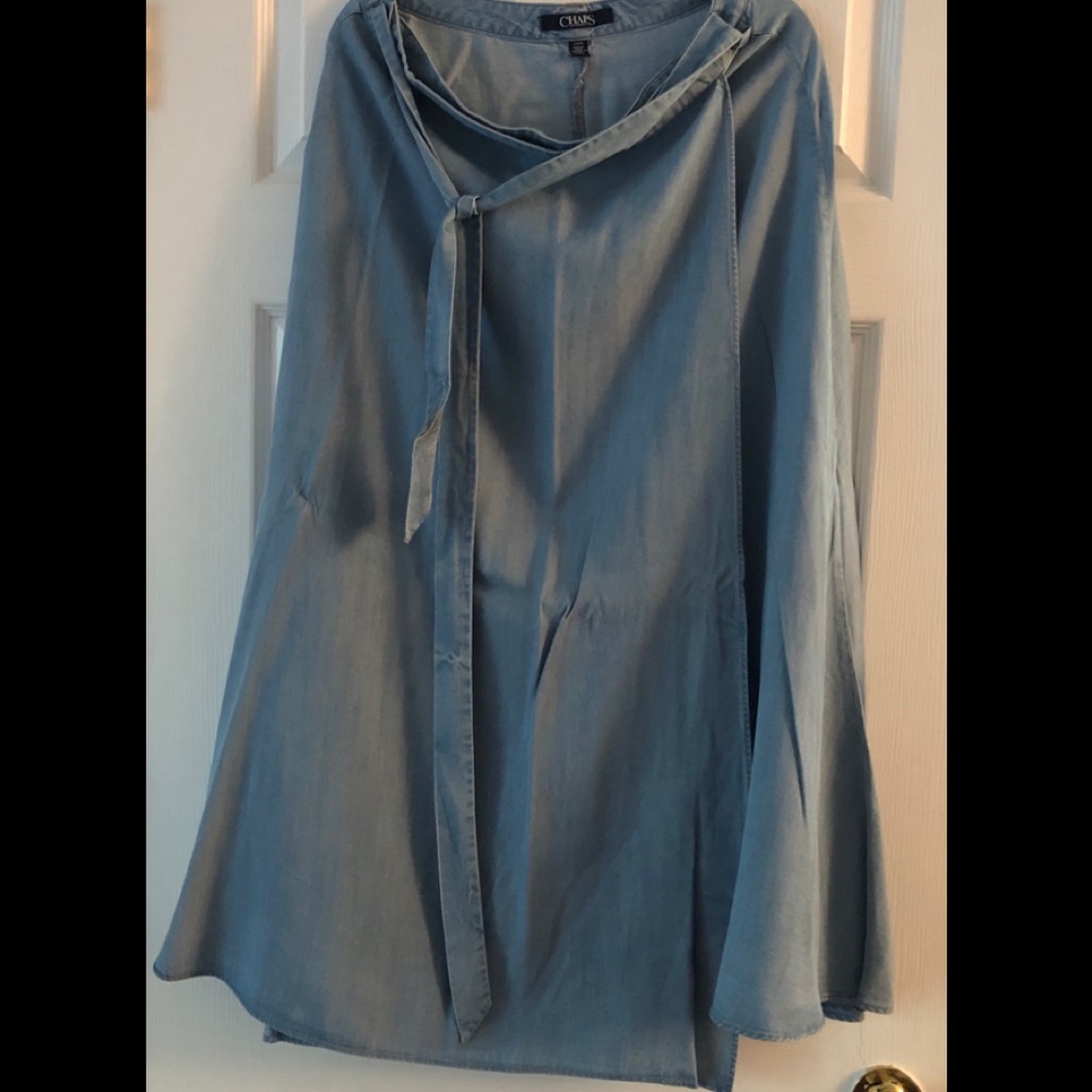 CHAPS Jean wrap around tie skirt. Soft